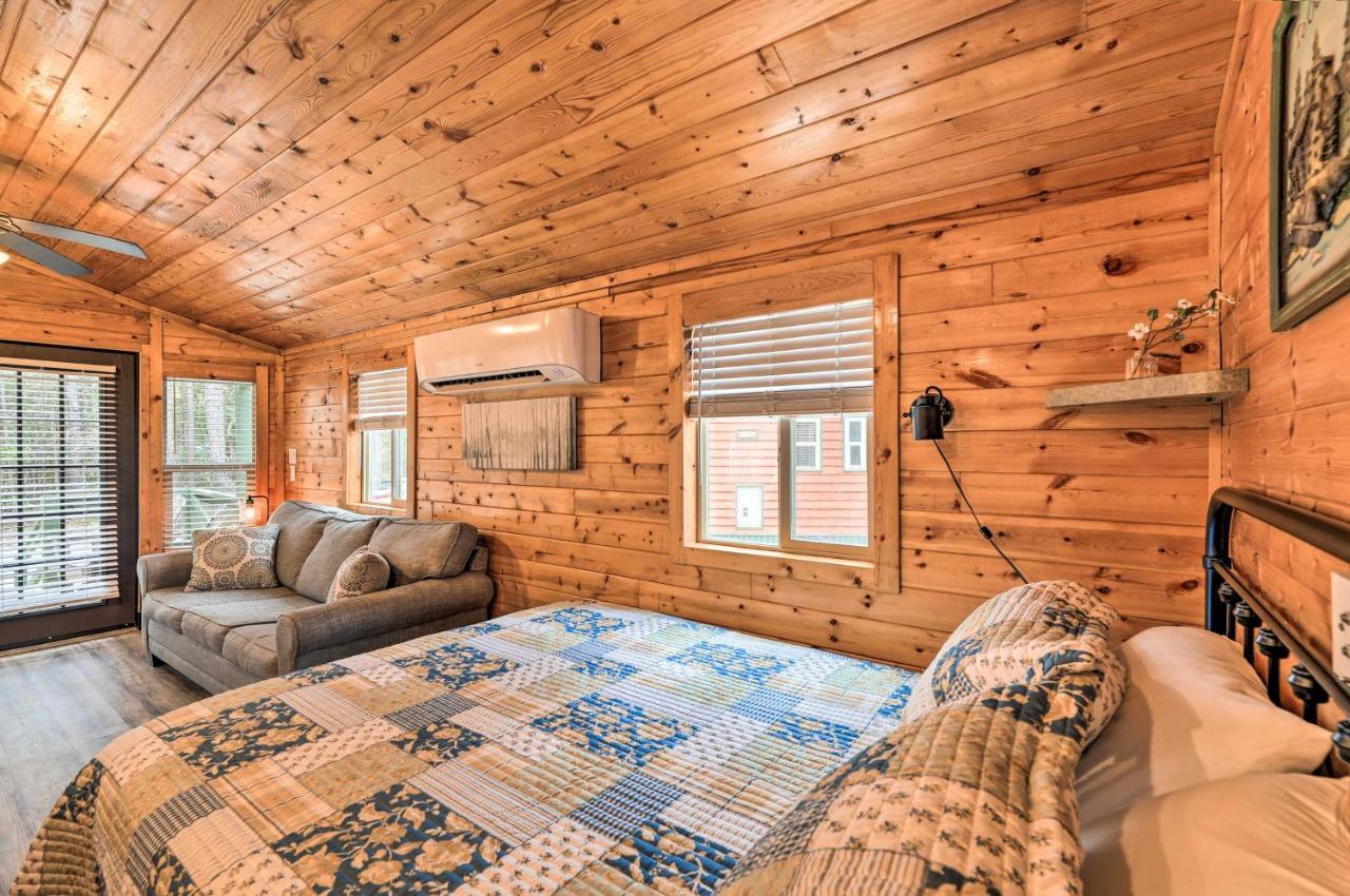 Beautiful New Bern Studio Cabin With Fire Pit! 外观 照片