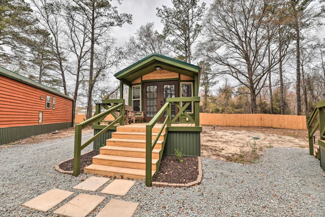 Beautiful New Bern Studio Cabin With Fire Pit! 外观 照片